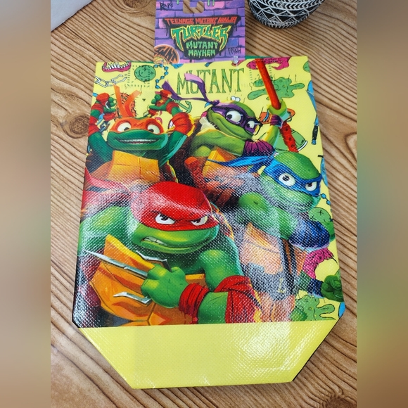 Spiderman Lunch Totes /Teen Age Mutants Turtles Lunch Totes Sets 2 Bags Per Set - Picture 6 of 8